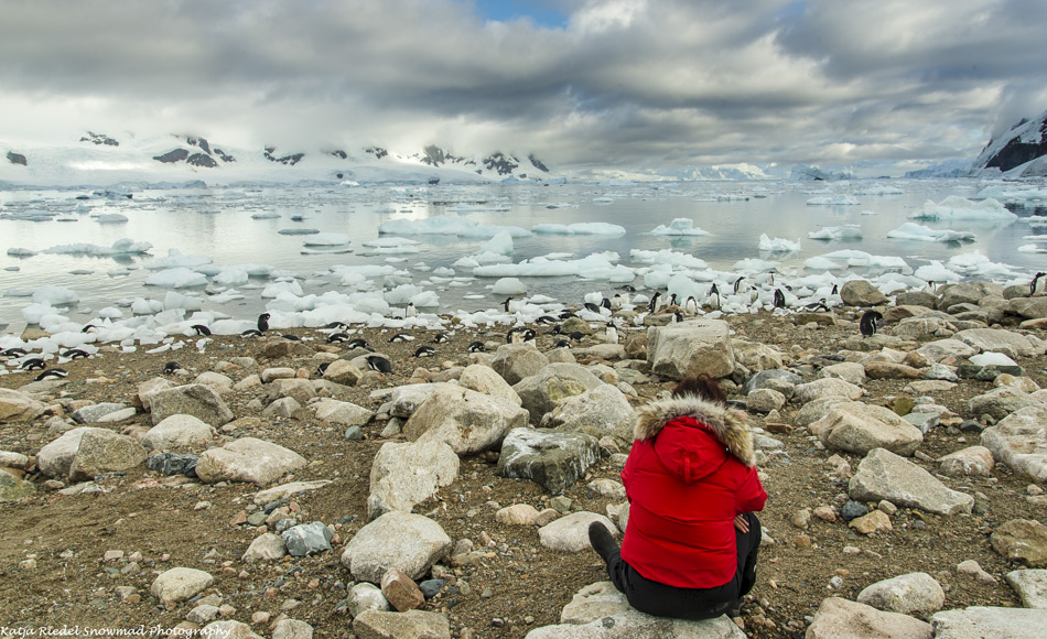 In der Antarktis sollte sich das Ozonloch allmählich weiter schliessen, da die FCKWs in der Atmosphäre abnehmen. Die vollständige Regeneration wird jedoch Jahrzehnte dauern, da viele FCKWs eine Lebensdauer von 50 bis 100 Jahren haben und daher sehr lange in der Atmosphäre verweilen. Wissenschaftler sehen 2060 oder 2080 als realistisch für eine weitgehende Erholung an, aber selbst dann könnte noch ein kleineres Loch bestehen. (Quelle: Katja Riedel)