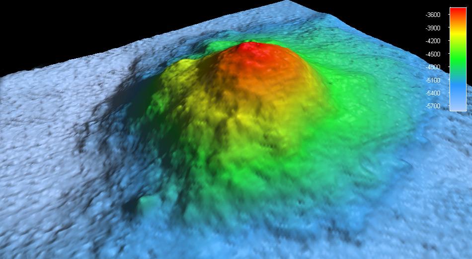 Der Madiba Seamount erhebt sich fast 2.000 Meter über den Meeresboden, ist aber für die Schifffahrt keine Gefahr, da der Berggipfel 3.500 Meter unter dem Meeresspiegel liegt. ©Jan Erik Arndt, AWI